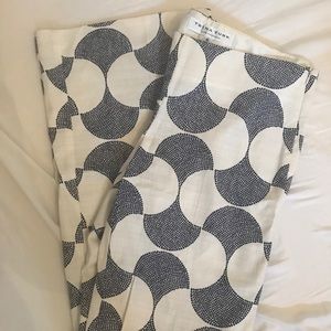 Trina Turk patterned linen pants with size zipper